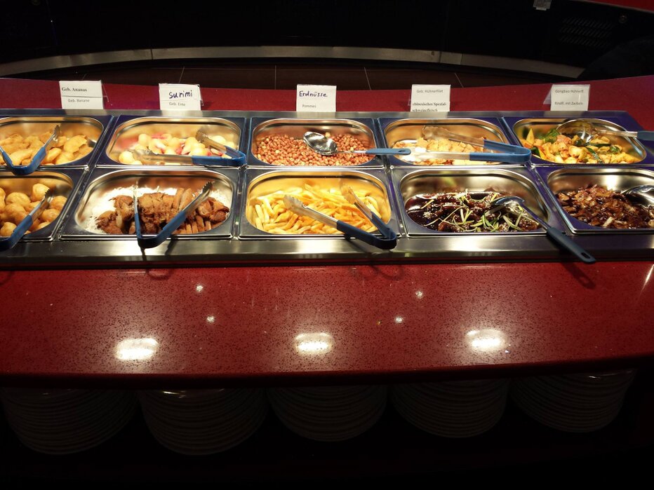 Buffet Asia Perle Mongolische Chinesische Und Japanische Spezialitaten